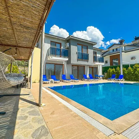 Star Villa, Oezel Havuzlu, 别墅 *