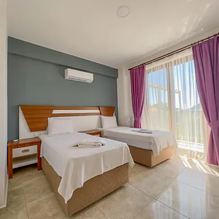 别墅 Star Villa, Oezel Havuzlu,